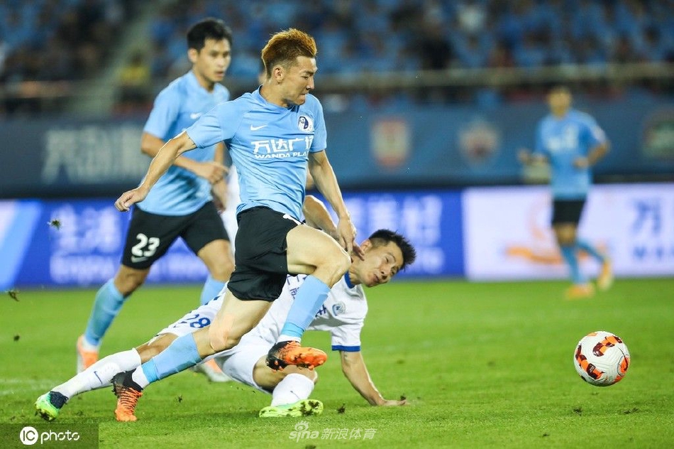 [中超联赛]大连人2-0沧州雄狮