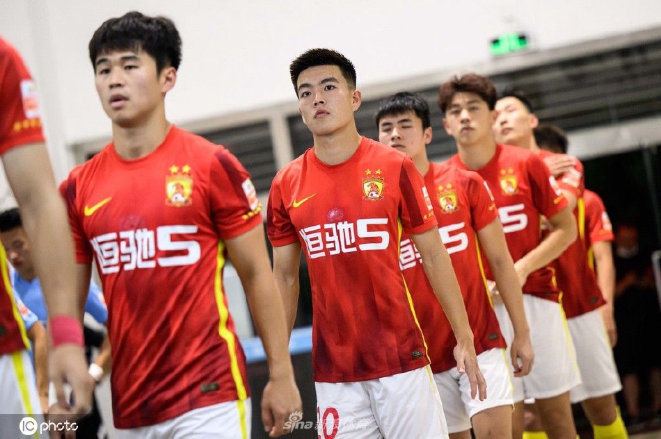 [中超联赛]广州队0-0大连人