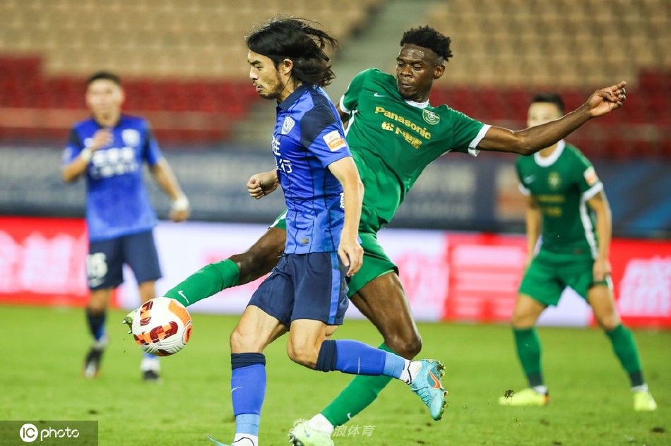 [中超联赛]沧州雄狮1-1浙江队