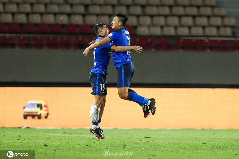 [中超联赛]沧州雄狮1-1浙江队