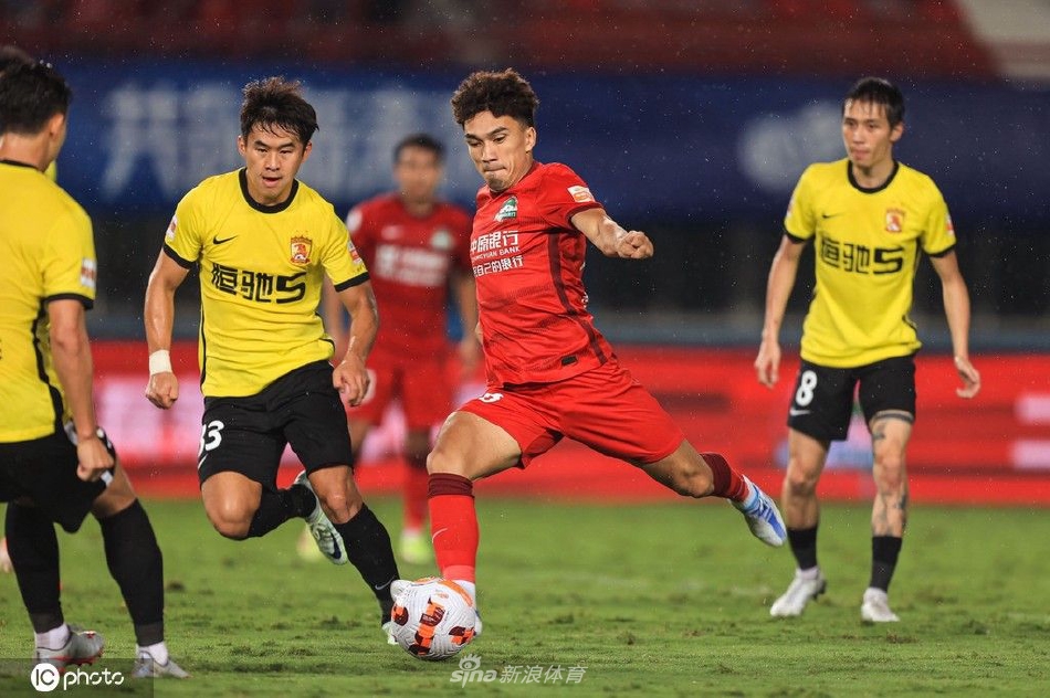 [中超联赛]河南嵩山龙门2-1广州队