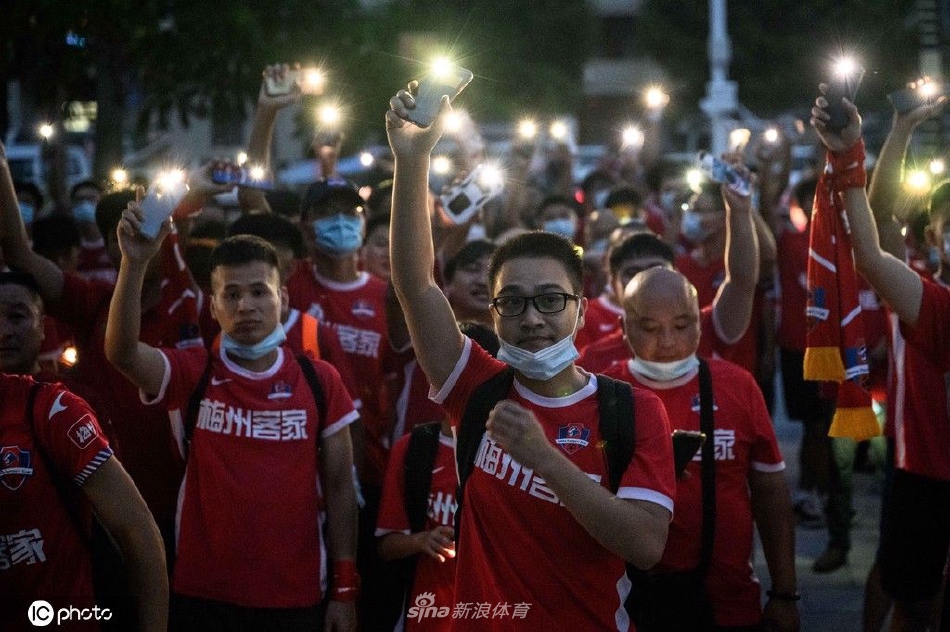 [中超联赛]梅州客家4-2大连人