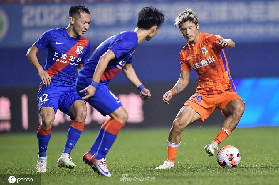 [中超联赛]上海申花2-1山东泰山