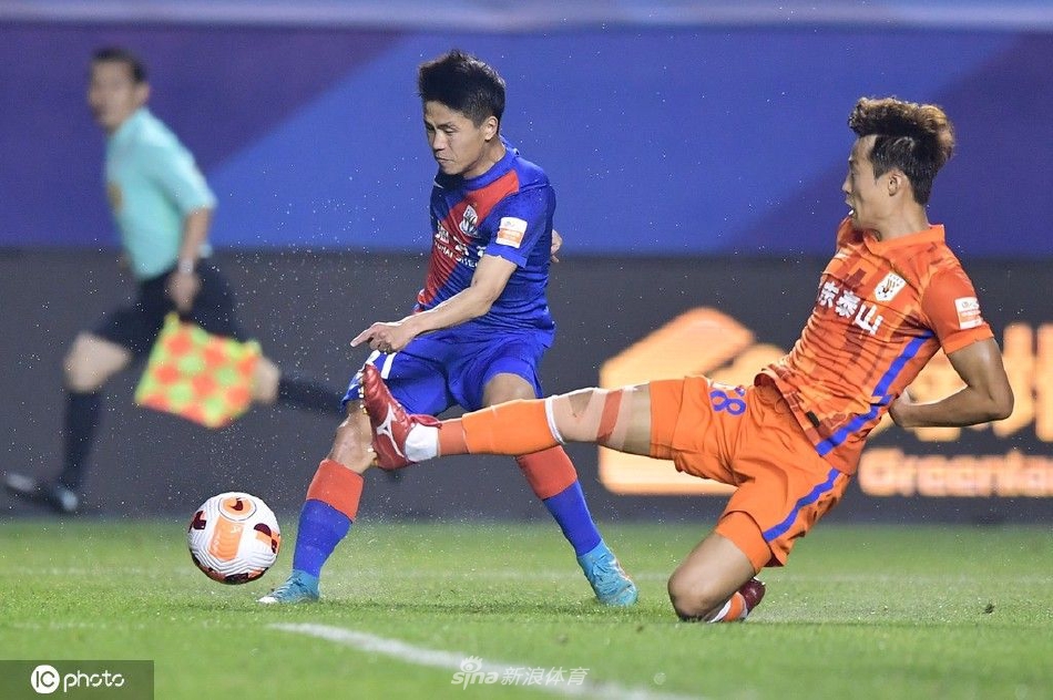 [中超联赛]上海申花2-1山东泰山