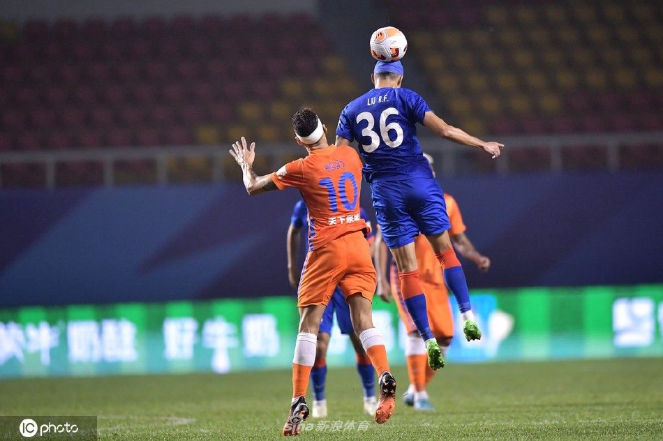 [中超联赛]上海申花2-1山东泰山