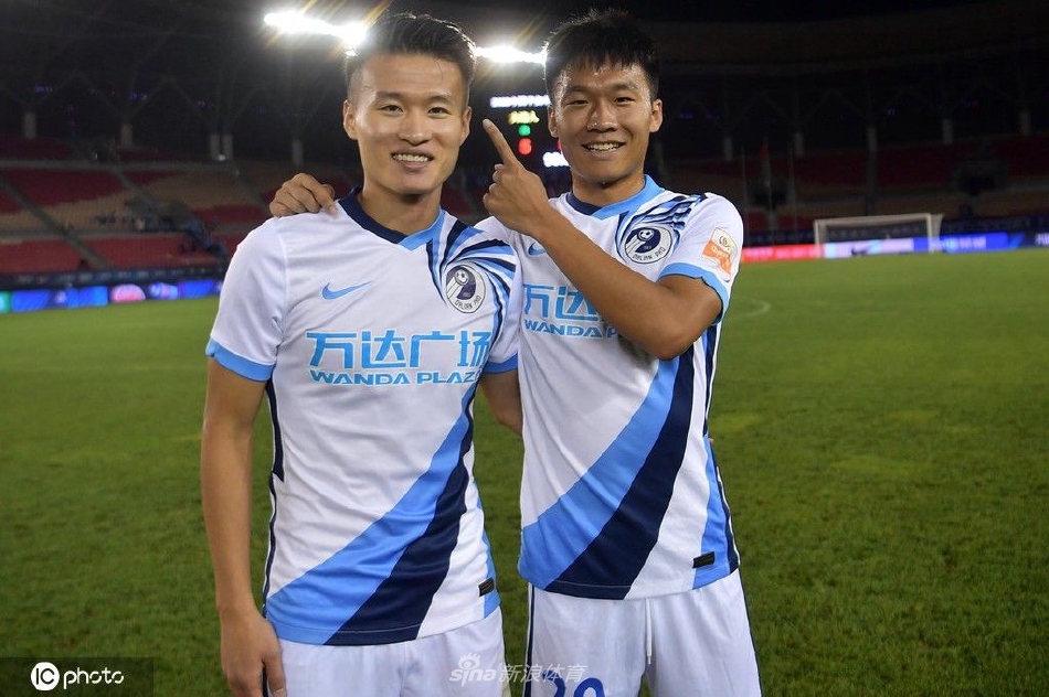 [中超联赛]大连人5-1深圳队