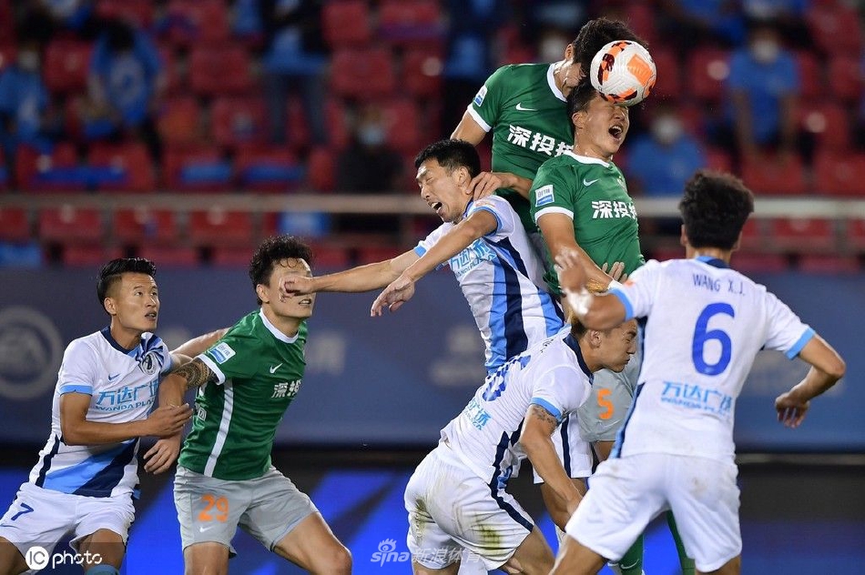 [中超联赛]大连人5-1深圳队