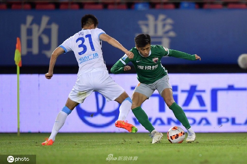 [中超联赛]大连人5-1深圳队