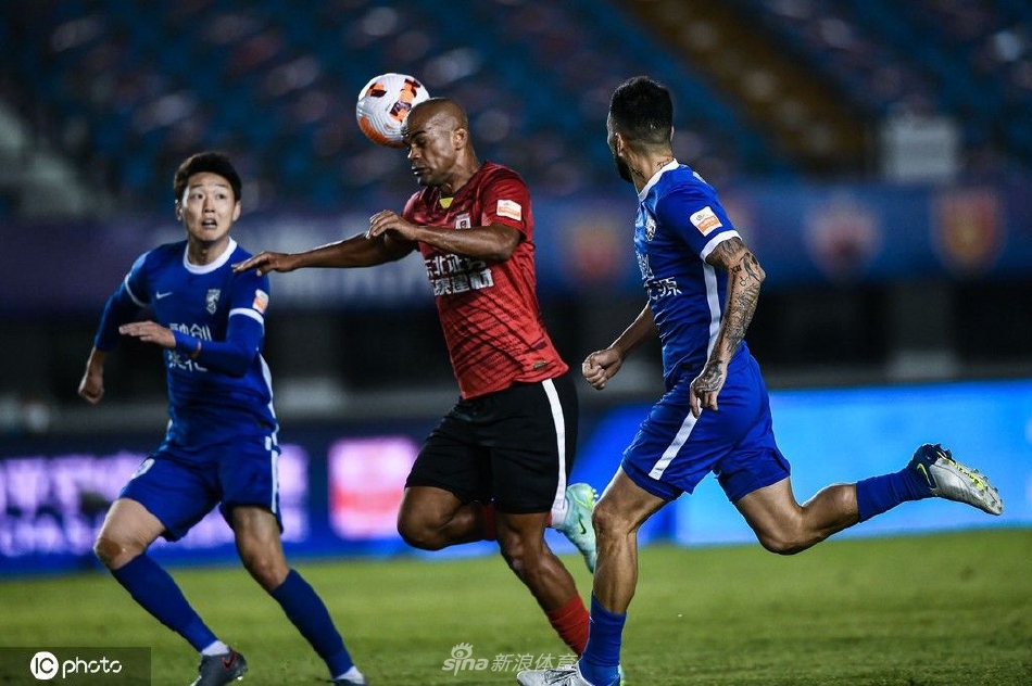 [中超联赛]长春亚泰1-2武汉三镇