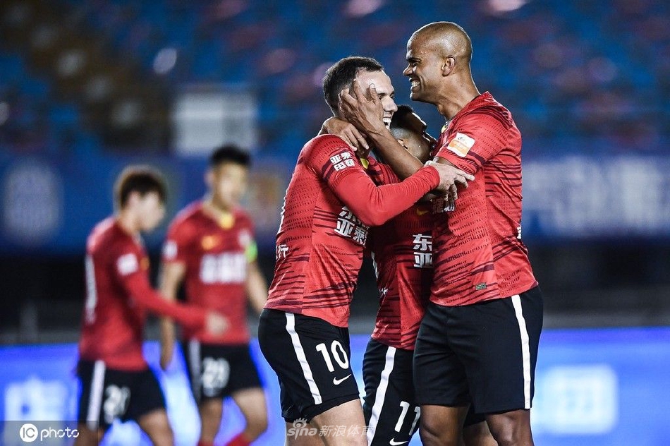 [中超联赛]长春亚泰1-2武汉三镇