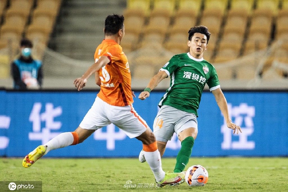 [中超联赛]武汉长江0-3深圳队
