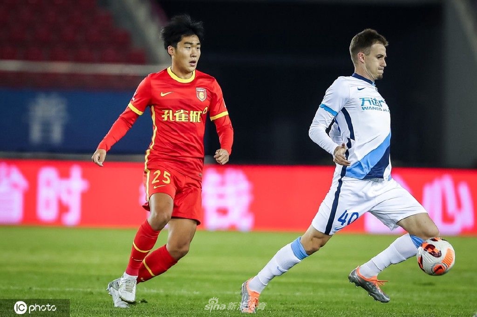 [中超联赛]大连人2-1河北队