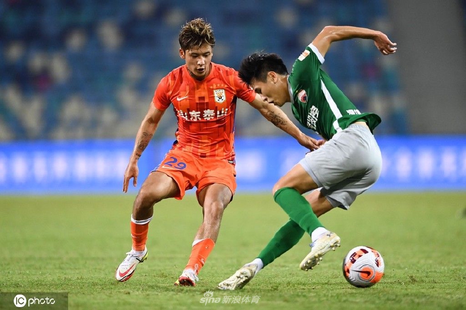 [中超联赛]深圳队0-4山东泰山