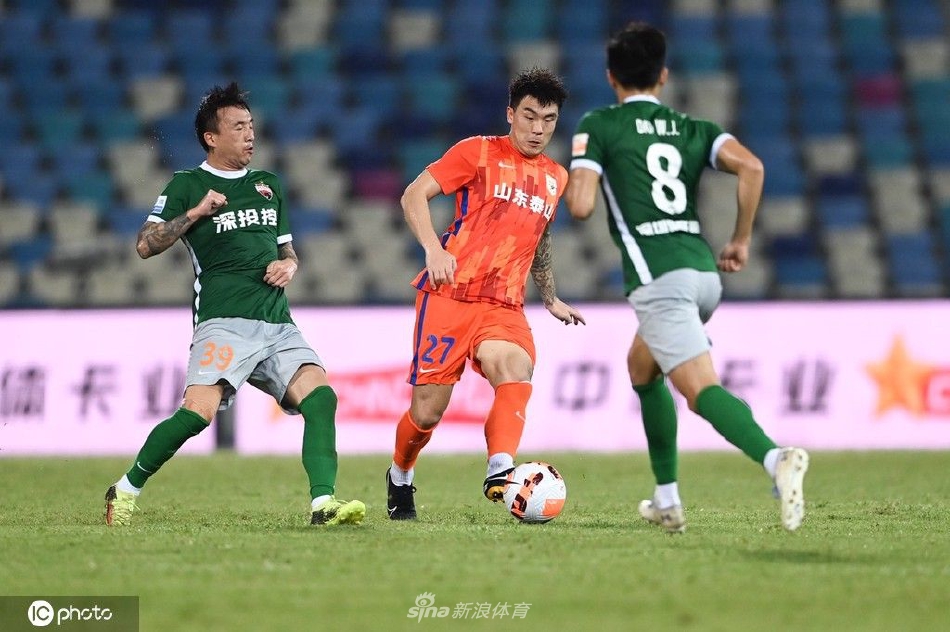 [中超联赛]深圳队0-4山东泰山