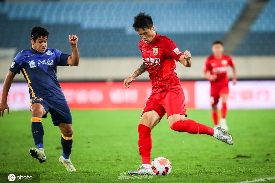 [中超联赛]上海海港2-0广州城
