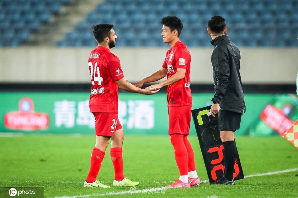 [中超联赛]上海海港2-0广州城