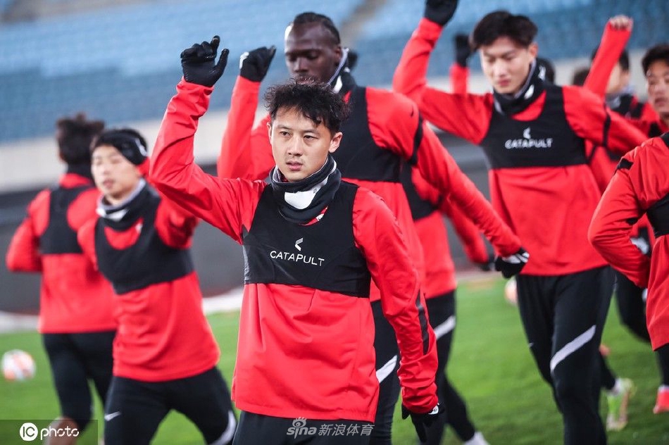 [中超]上海海港备战训练