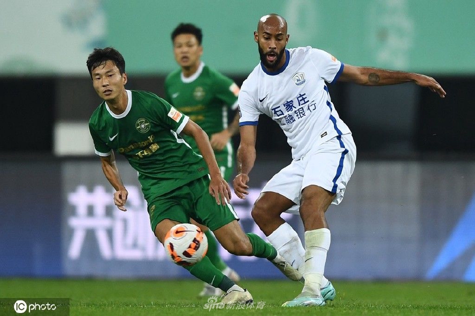 [中超]浙江队3-3沧州雄狮