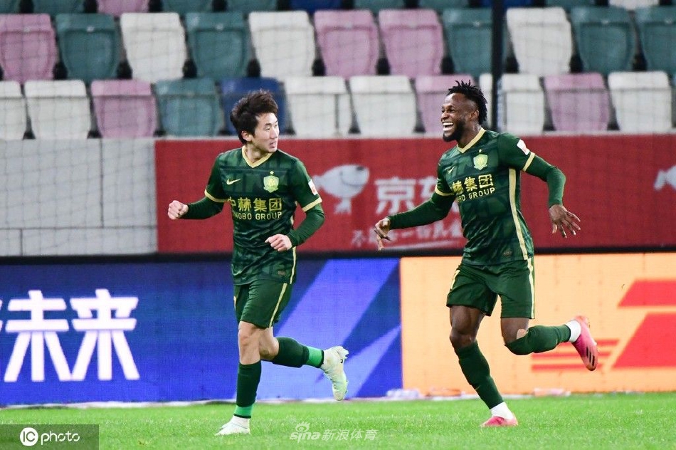 [中超]北京国安3-1武汉长江