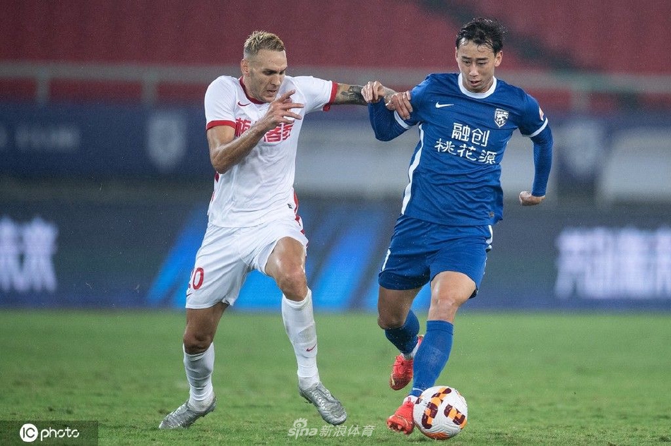 [中超]武汉三镇3-0梅州客家