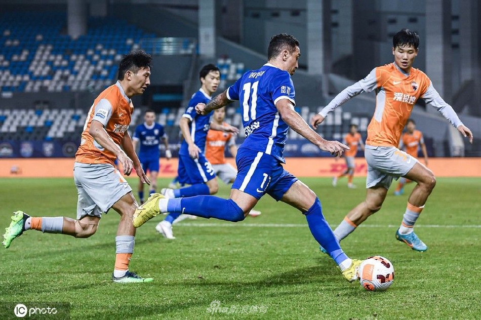 [中超]深圳队0-4武汉三镇