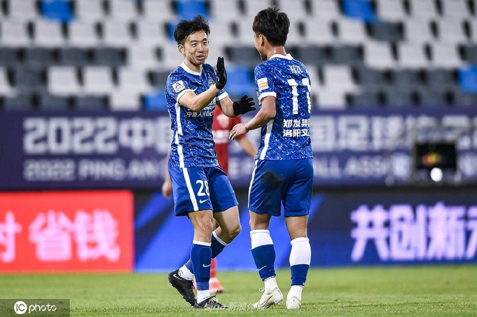 [中超]上海海港1-3河南嵩山龙门