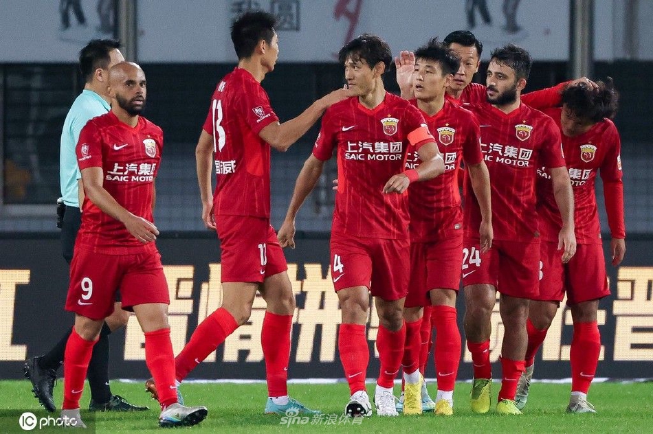 [中超]广州城1-2上海海港