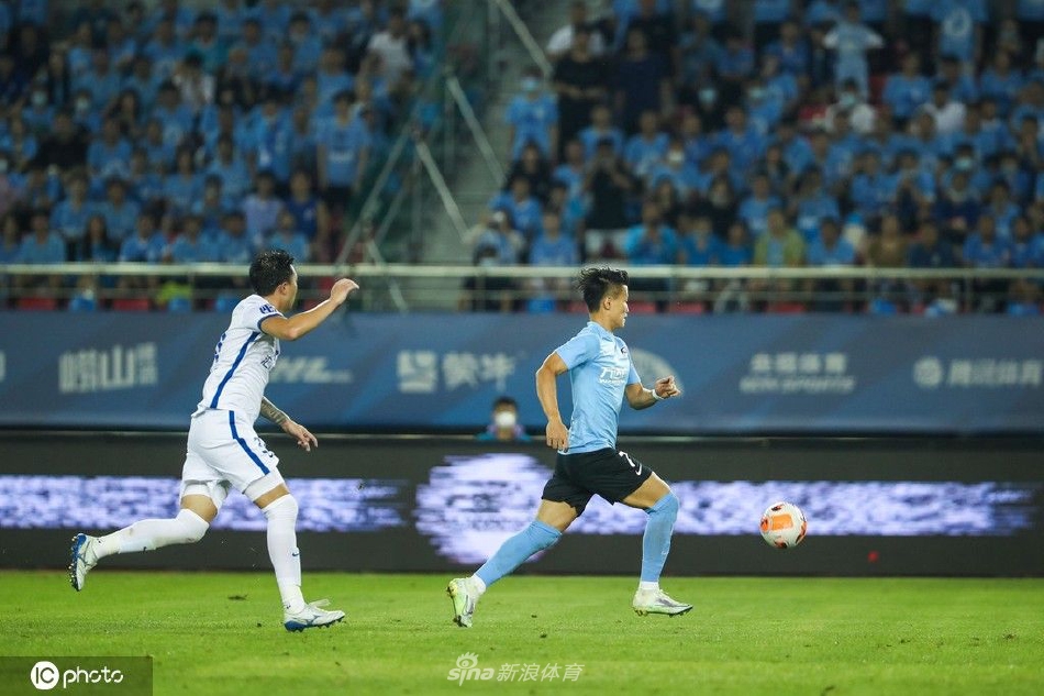 [中超联赛]大连人2-0沧州雄狮