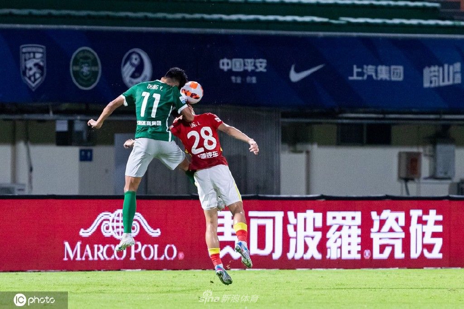 [中超联赛]广州队4-1深圳队