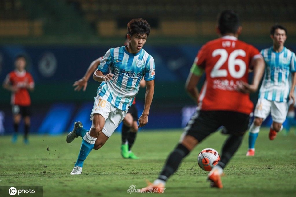 [中超联赛]广州城1-2成都蓉城