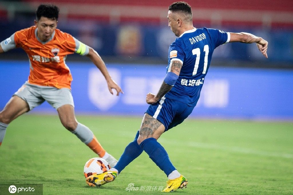 [中超联赛]武汉三镇5-1深圳队