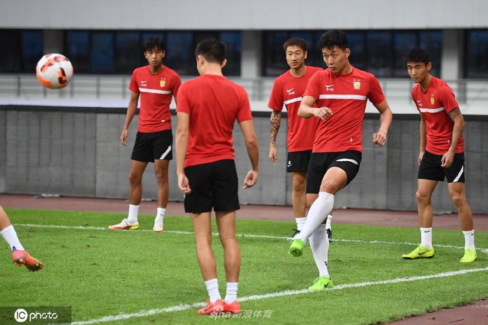 广州队备战训练