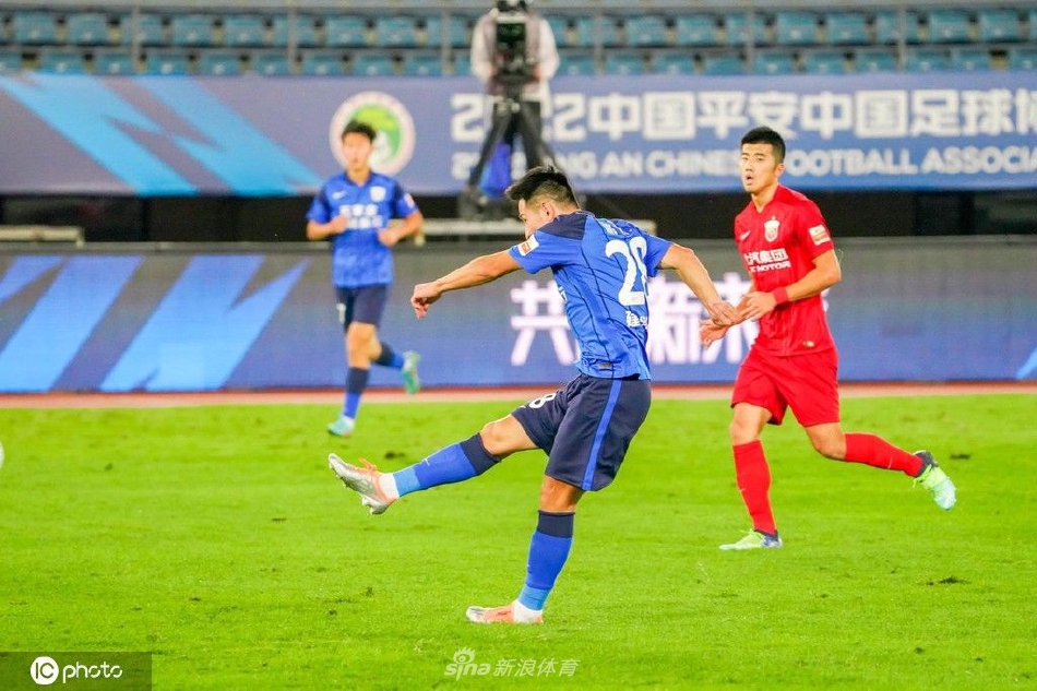[中超联赛]沧州雄狮0-0上海海港