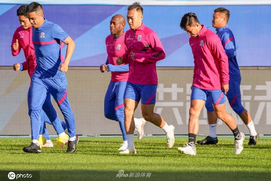 上海申花备战训练