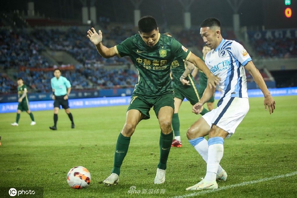 [中超联赛]大连人2-2北京国安