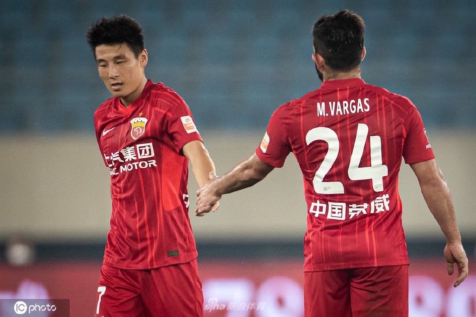 [中超联赛]海港3-0成都 武磊梅开二度