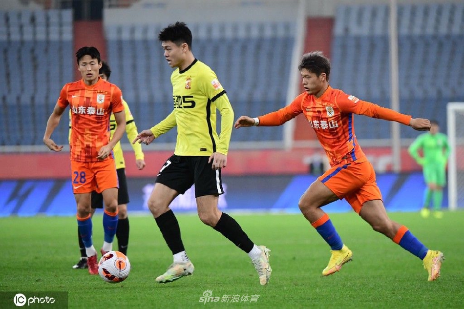 [中超]山东泰山3-0广州队