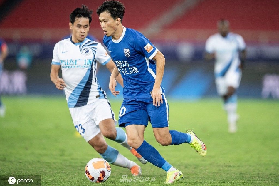 [中超]武汉三镇4-0大连人