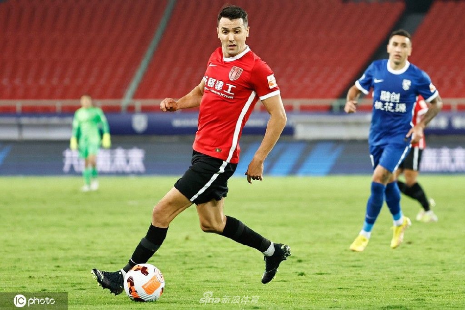 [中超]武汉三镇0-1成都蓉城