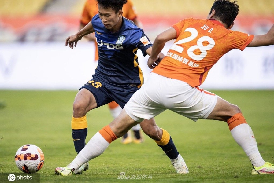 [中超]武汉长江2-1广州城