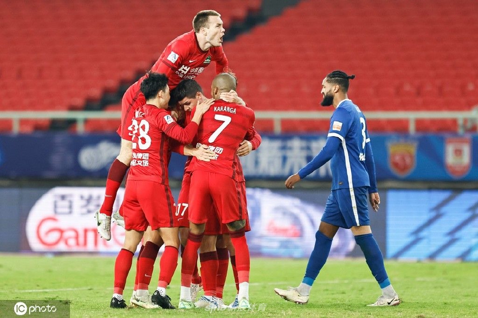 [中超]武汉三镇1-3河南嵩山龙门