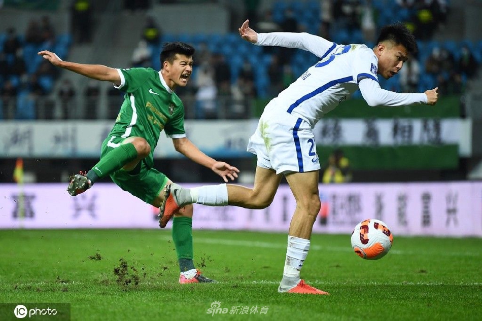 [中超]浙江队3-3沧州雄狮