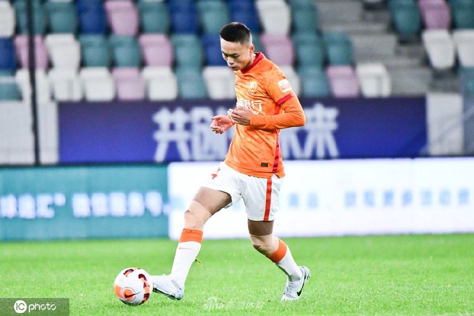 [中超]北京国安3-1武汉长江