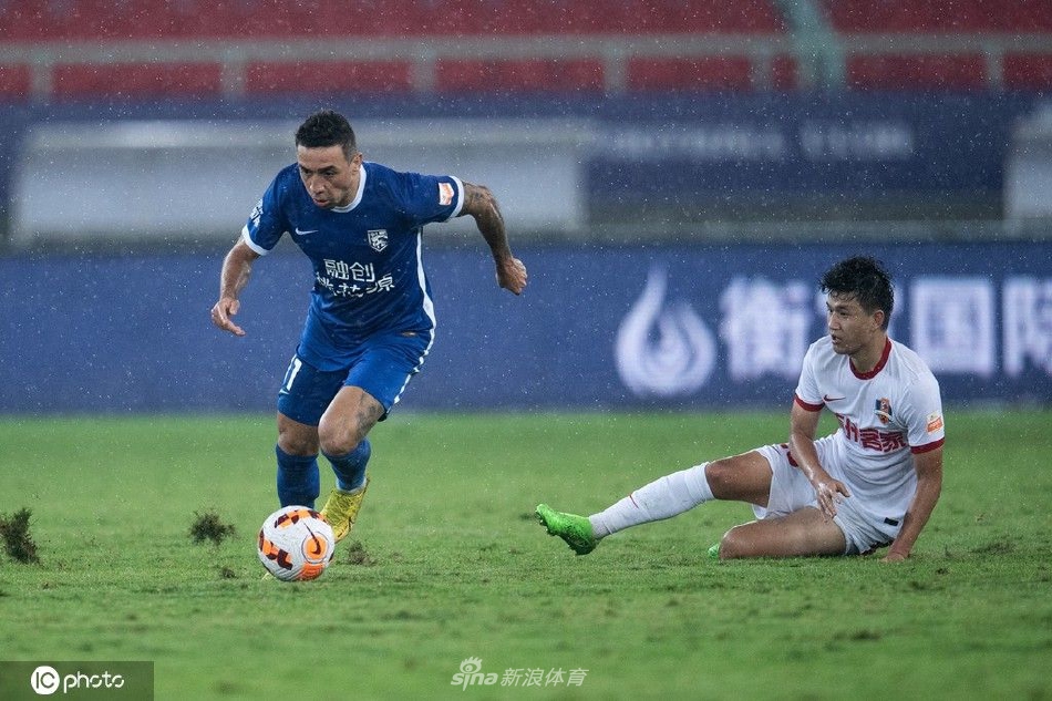 [中超]武汉三镇3-0梅州客家