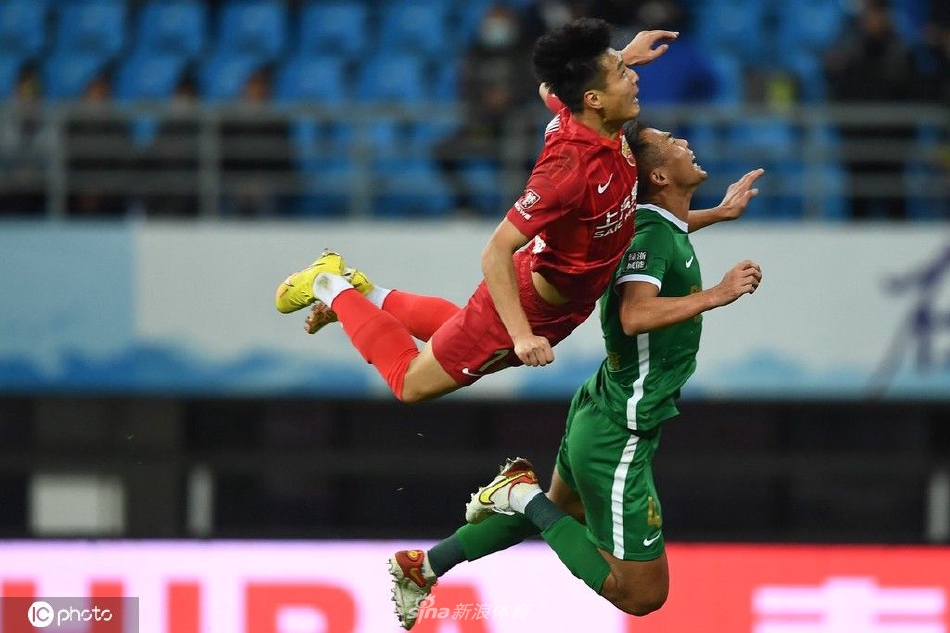 [中超]海港爆冷1-2不敌浙江 武磊破门难救主