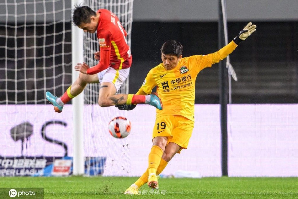 [中超]广州队1-1河南嵩山龙门