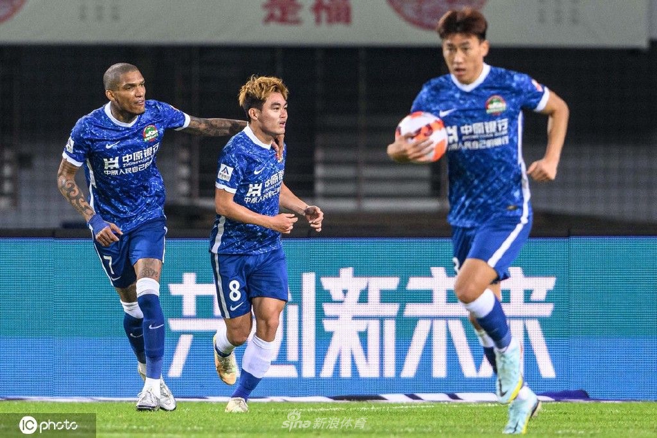 [中超]广州队1-1河南嵩山龙门