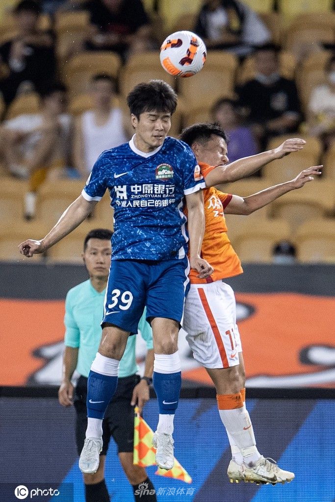 [中超联赛]武汉长江2-2河南嵩山龙门