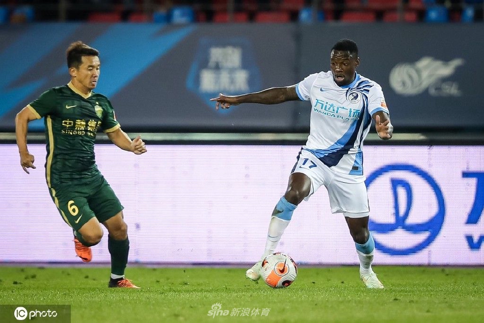 [中超联赛]大连人2-2北京国安