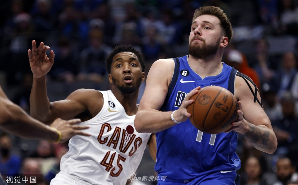 [NBA]骑士105-90击败独行侠 米切尔34分